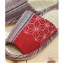 レッドM<br>しじら生地と和柄刺繍の切り替えデザインが爽やか。