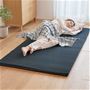 グレー系<br>たっぷり眠っても腰ラクラクなスゴ軽敷き布団です。