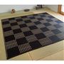 ブラック 江戸間2畳(横174×縦174cm)<br>水をはじくポリプロピレンを使って、い草調に仕上げた機能的なラグです。