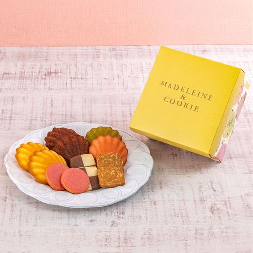 銀座コージーコーナー「焼き菓子」セット<br>しっとり焼き上げた人気のマドレーヌ4種と風味豊かなクッキー3種のセット♪