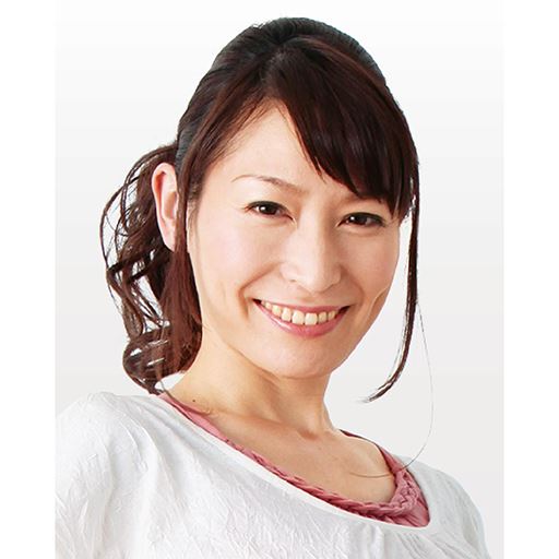 骨盤矯正サロン「芦屋美整体」副院長 納富亜矢子先生監修 4万人以上の女性の骨盤をみてきた整体師。自らの体型・体調克服経験から自宅でできる整体のための、商品を数多く開発。