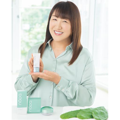 北斗晶さん監修<br><br>※ルースパウダーの販売はありません。