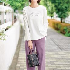 ロゴプリントTシャツ