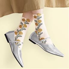 お花が咲いた靴下・色柄違い2足組