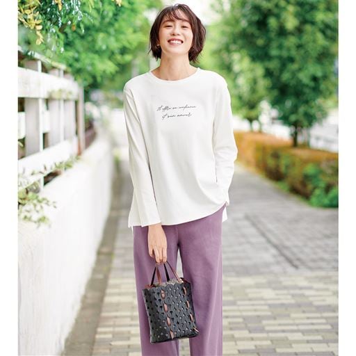 ロゴプリントTシャツ