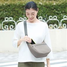 ラウンドウォークバッグ