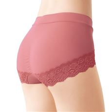 ずり上がりにくいステディフィット&reg;ショーツ(定番タイプ・綿混・足口レース・はきこみ丈浅め)