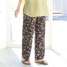 さらっとひんやり気持ちいい、ゆるらくプリントパンツ