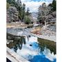 2種類の水のチカラでやわらかな風合いに KUROKIが本拠とする岡山県井原市は天然の軟水に恵まれた地。染色工程においては、この水を存分に用い、やわらかな風合いに仕上げます。その心地良い肌ざわりを保つため、セシールオリジナルのデニム素材は、ベトナムの軟水で洗いをかける工程を追加。卓越したクオリティを堪能できます。