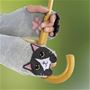 A(ハチワレ)<br>ひょっこり顔出す