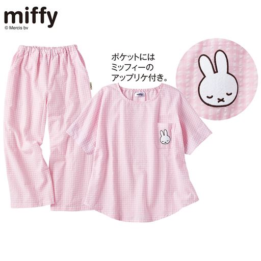 ピンク