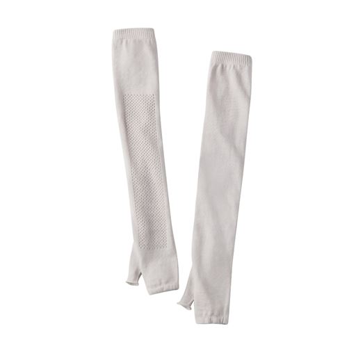 (グレー)<br>腕の内側はメッシュ素材で通気性にすぐれています