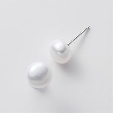 8mm淡水パールピアス