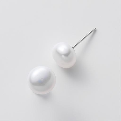 8mm淡水パールピアス