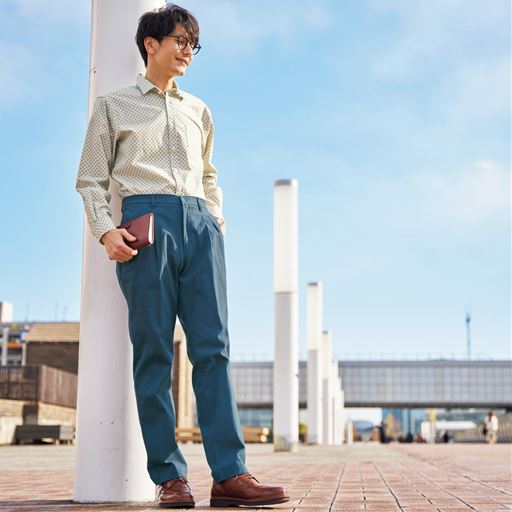 ブルーグレー<br>コーディネート例