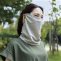 グレー  <br>息がすーっと通りムレにくい