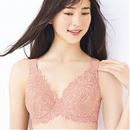 極太ストラップでバストを強力引き上げブラ