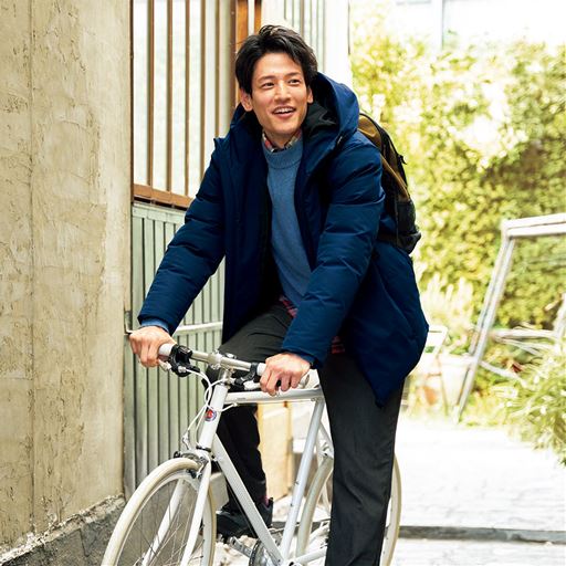 ネイビーブルー コーディネート例