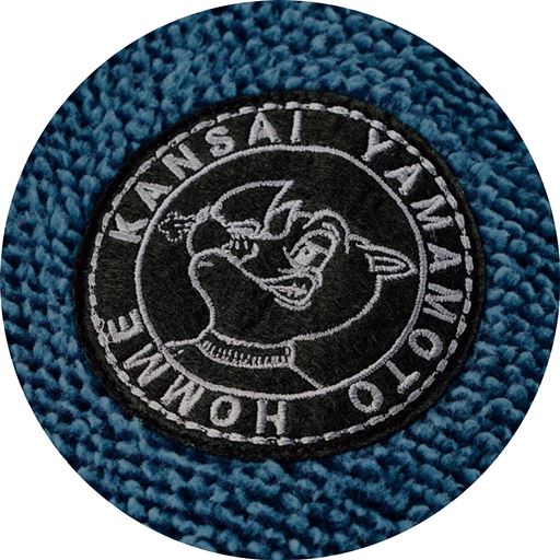 左腕にワッペン付き