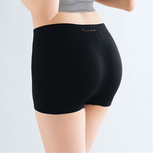 【ネット限定】ぐーんと伸びてラク3D立体成型ショーツ(GUNZE・Tuche)(はきこみ丈スタンダード)