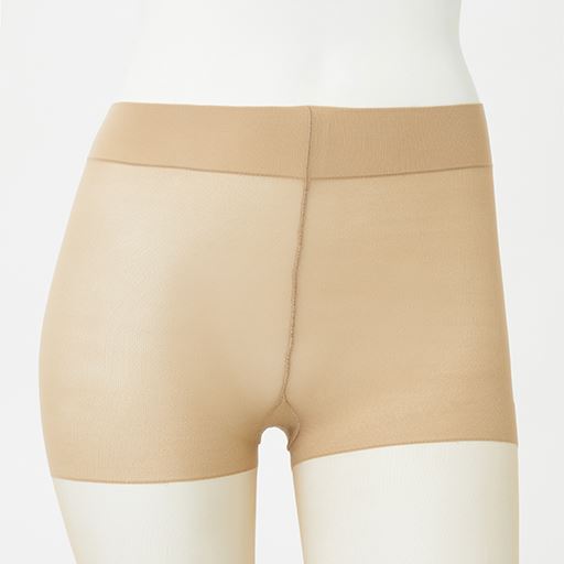 幅広ストレッチウエストバンドで、よく伸びてやさしくフィット。マチ付きで動きやすい。