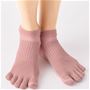 足指と足裏を整えて「歩く」をラクに。、日本製ぼしケアソックス(ショート丈) ピンク着用例