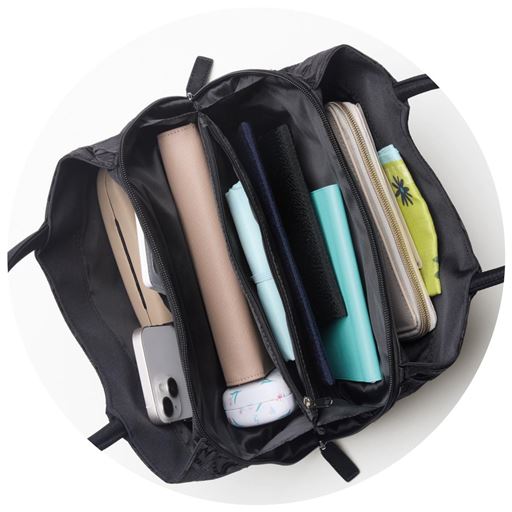 数珠や袱紗、折りたたみ傘など必要なものを仕分けて収納