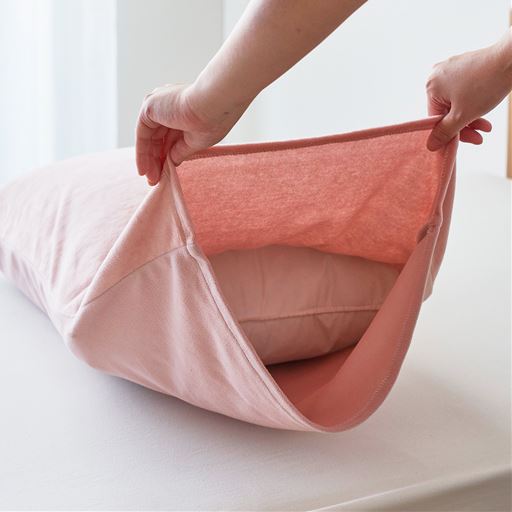 封筒式でごろつくファスナーがありません。