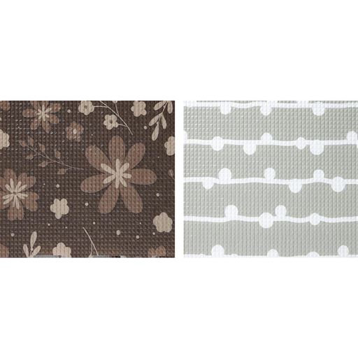 リバーシブルで楽しめる色と柄。お部屋の雰囲気や気分に合わせて表裏どちらでも使えます。