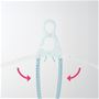 中央のつまみを押せば掛けていた服がスルッ