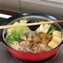 フタのつまみに菜箸やおたまが乗せられます。