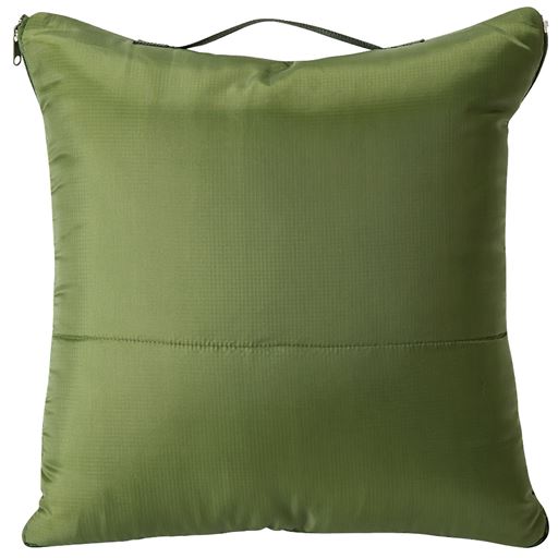 オリーブグリーン