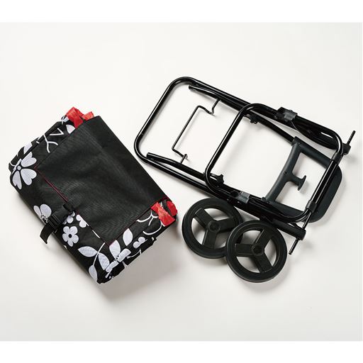 簡単に折りたためます カートはタイヤを外して折りたたんでコンパクトにすることができます。