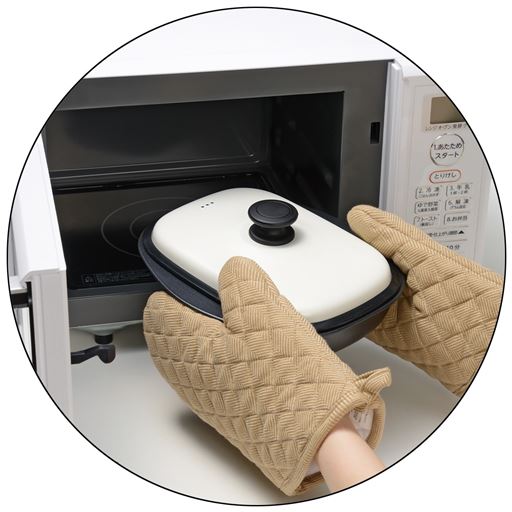 火を使わない安心調理。<br>電子レンジ(あたため機能)専用です。