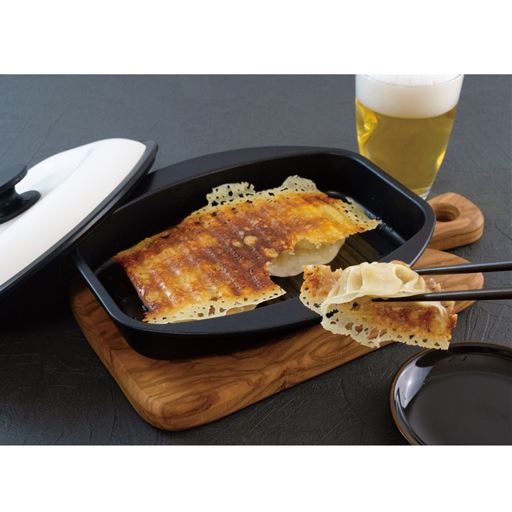 チーズの羽根つき餃子