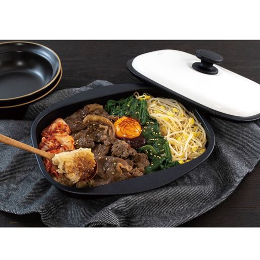 ビビンバ。ナムルも牛肉もごはんも、レンジパン1つで作ることができます。