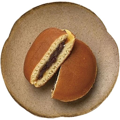 小豆 小山田自慢の粒あんが入ったオーソドックスで飽きのこないどら焼きです。
