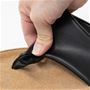 アッパーは足指や甲にやさしいやわらかい素材。