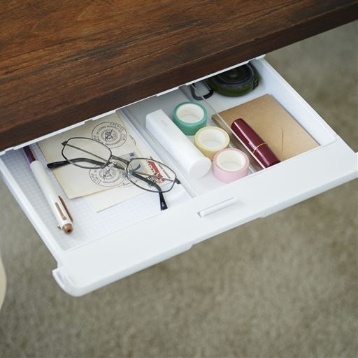 取り付け型引き出し収納トレー