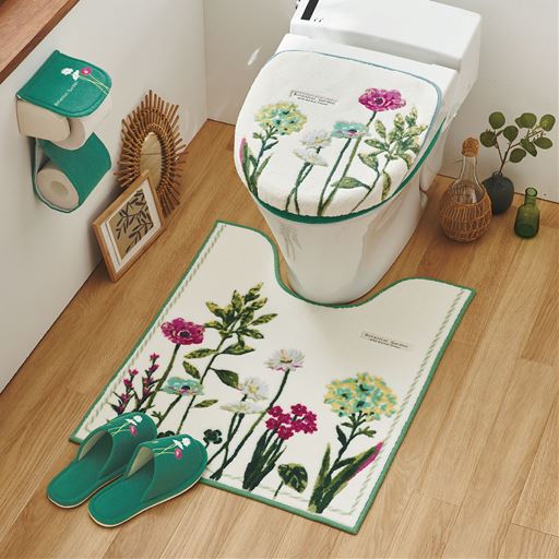 グリーン ※商品はペーパーホルダーカバーです。<br>シリーズで揃えれば、いつものトイレを華やかに模様替え。