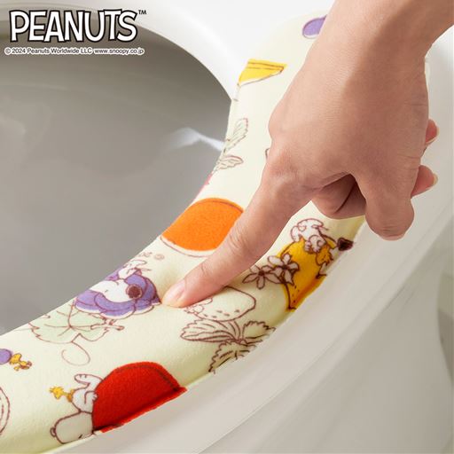 ほどよいクッション性で長時間座っても疲れにくく、お尻が冷たくないので節電にもお役立ち。