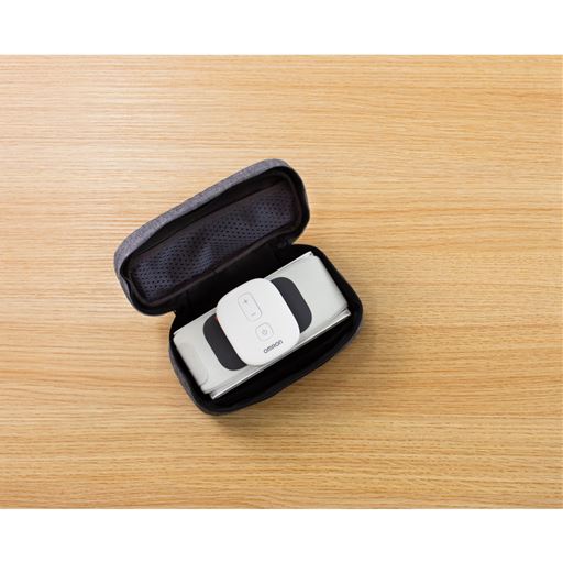 収納に便利なソフトケース付き