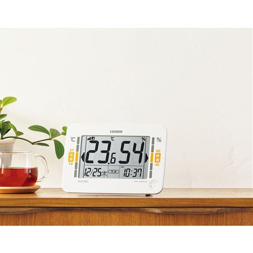 ホワイト 毎日の体調管理に役立つ環境目安表示付き