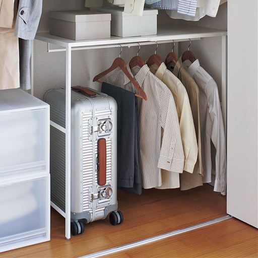 ハンガーラックとしても使える仕様。