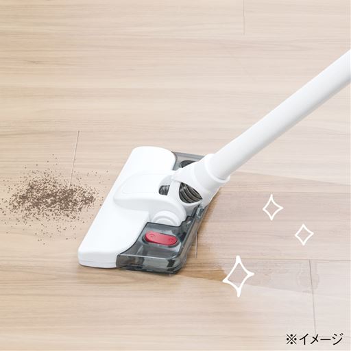 専用アタッチメントで吸引と同時に水拭き!