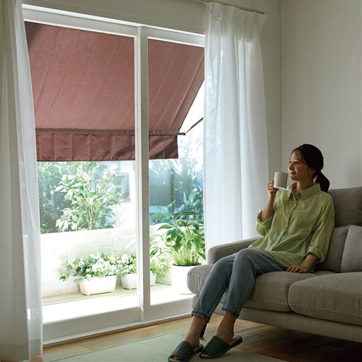 お部屋に入る日差しをブロック