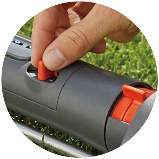 つまみの操作だけで散水範囲をカンタン調節