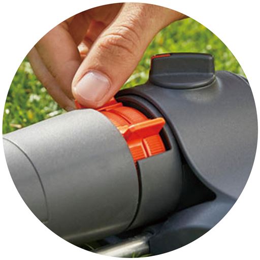 つまみの操作だけで散水範囲をカンタン調節