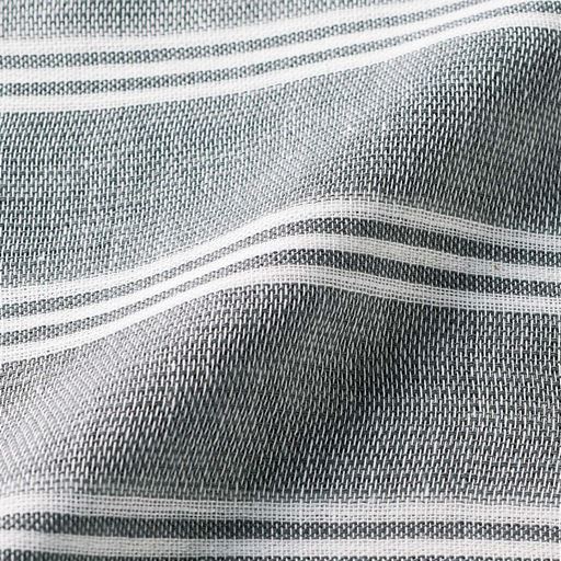 糊や不純物を洗い流す「後ざらし工法」で仕上げた、ふんわり優しい泉州産ガーゼ生地。