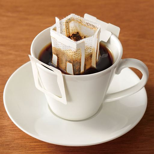 ひた・・・ひた・・・